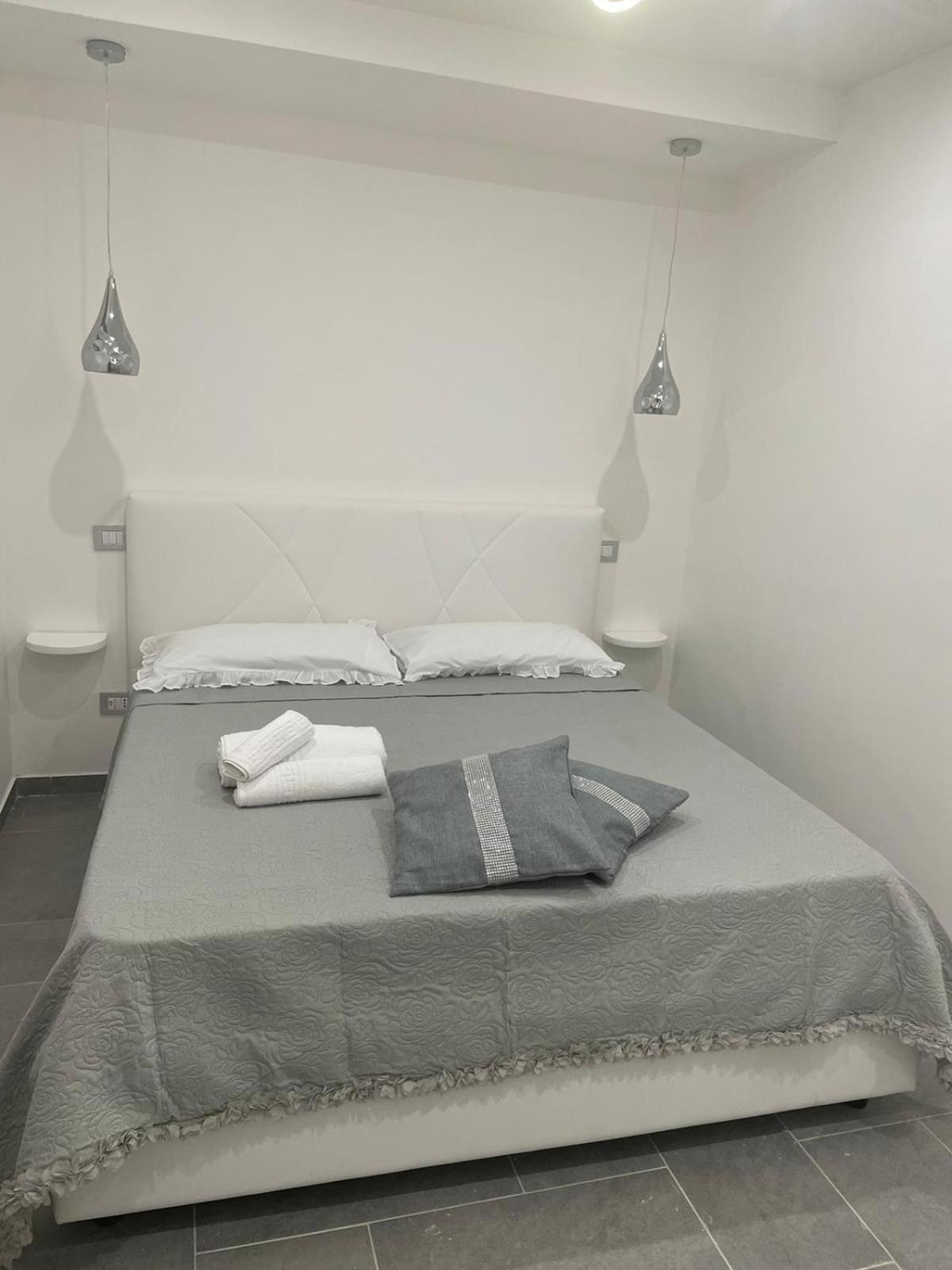 Pietro Fudduni Apartment Palermo Esterno foto