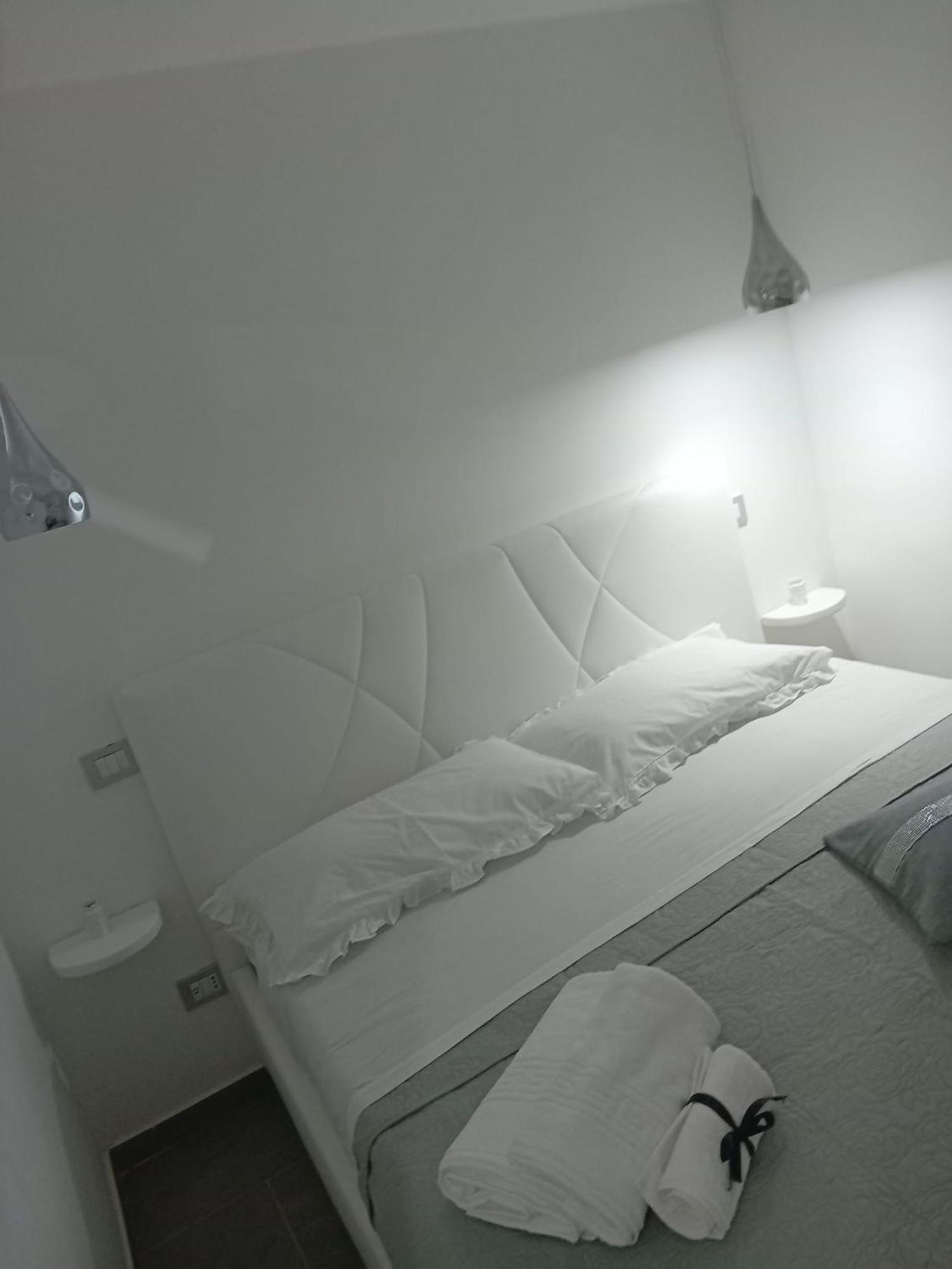 Pietro Fudduni Apartment Palermo Esterno foto